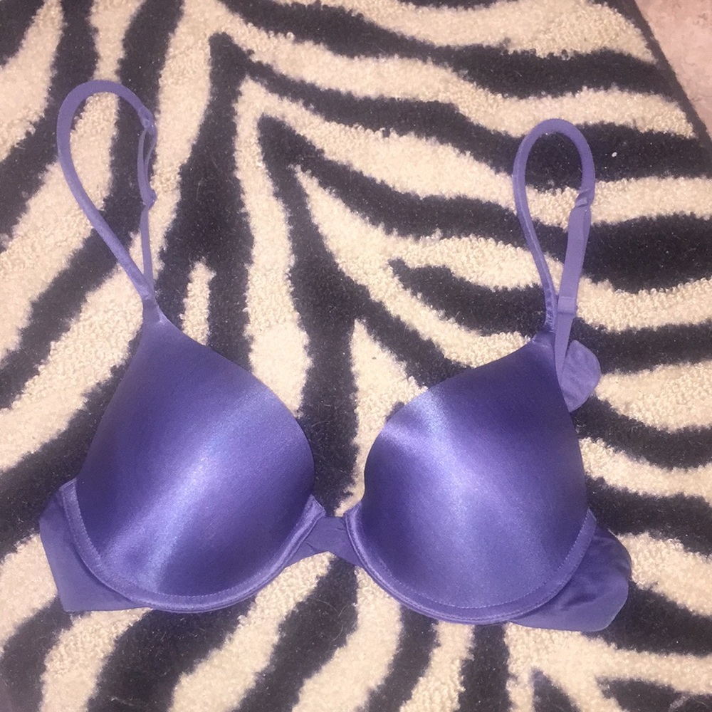 Victoria’s Secret bra ✨💙